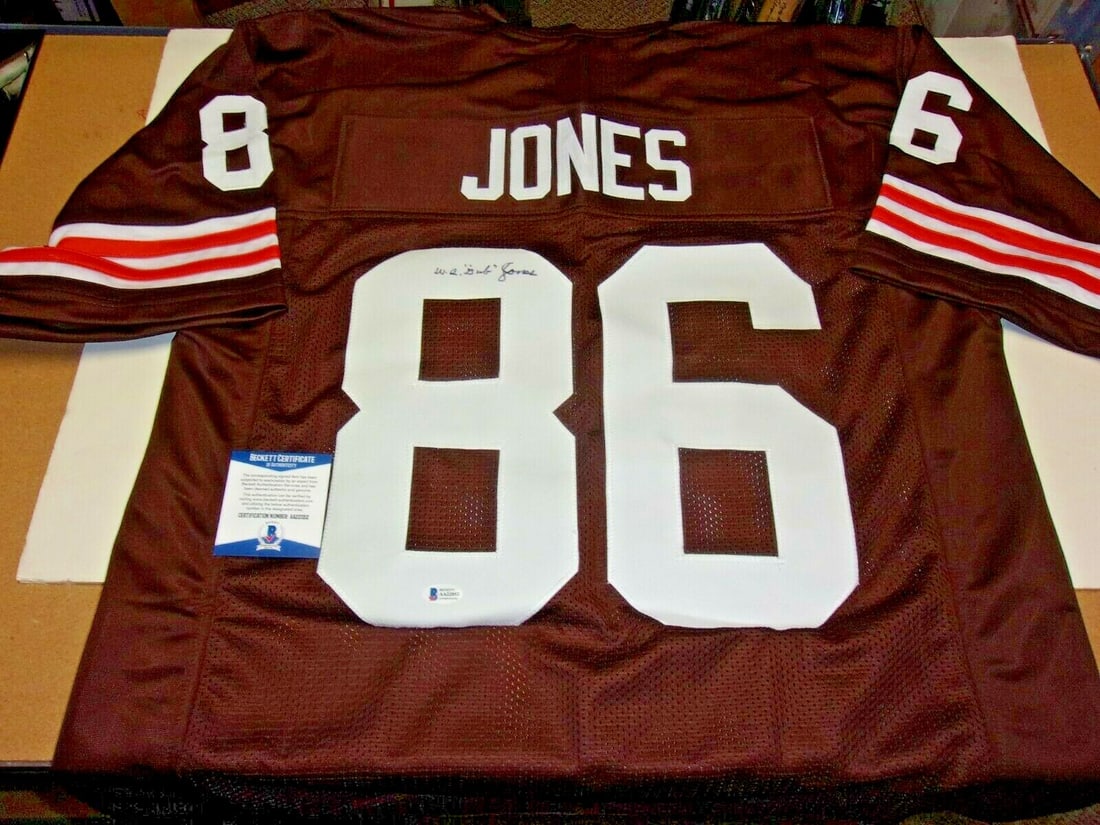 W.A. Dub Jones Signed Jersey Cleveland Browns 3X NFL Champs Beckett COA (1 of 2)