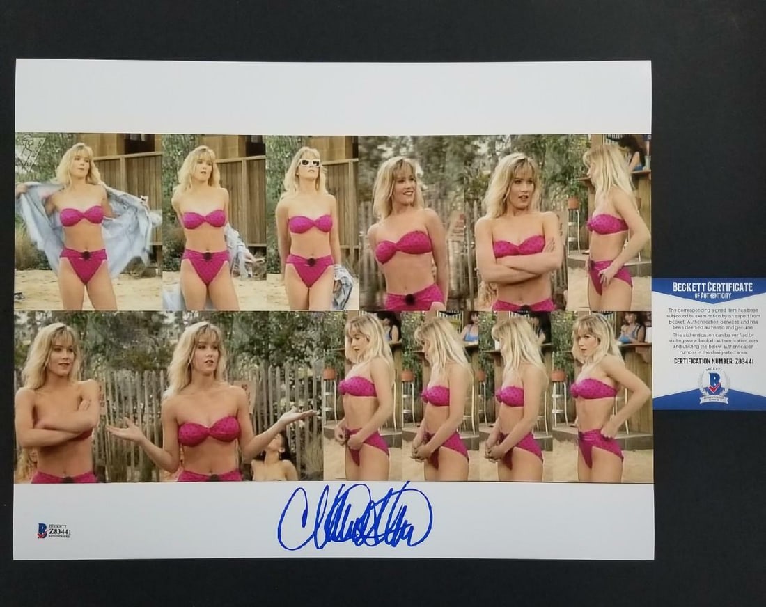 Rare Christina Applegate Signed 11x14 Photo Married With Children Beckett COA: Rare Christina Applegate Signed 11x14 Photo Married With Children Beckett COA This is a rare 11x14 signed photo of Christina Applegate from the iconic television series "Married With Children." The ph