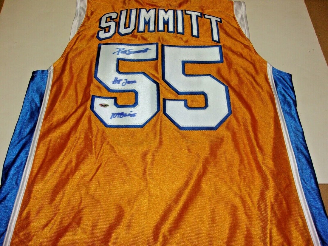 Pat Summitt Tennessee Volunteers Signed Adidas Jersey with COA: Pat Summitt Tennessee Volunteers Signed Adidas Jersey with COA Own a piece of basketball history with this official licensed Adidas jersey signed by the legendary Pat Summitt. This pre-owned jersey is