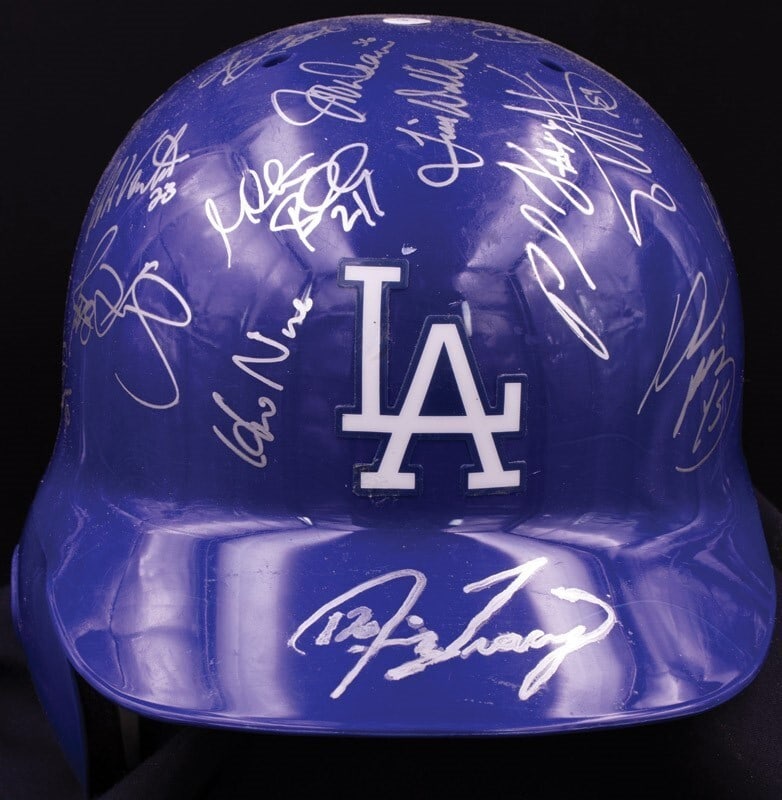 2004 Los Angeles Dodgers Team Signed Helmet PSA DNA COA 30 Signatures (1 of 9)