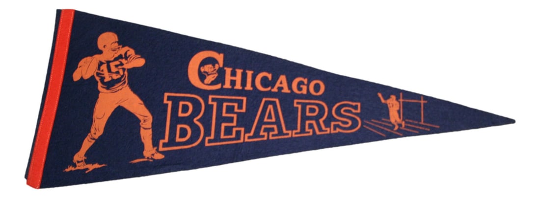Rare 29 Inch Vintage 1950s Chicago Bears Pennant NFL: Rare 29 Inch Vintage 1950s Chicago Bears Pennant NFL This rare vintage pennant from the 1950s features the iconic Chicago Bears, a legendary NFL team. Officially licensed, this original piece is a mus