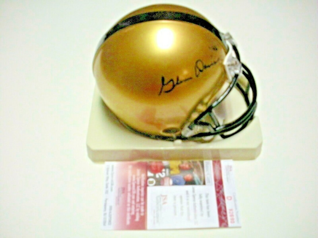 Glenn Davis Army Black Knights Heisman Signed Mini Helmet JSA COA: Glenn Davis Army Black Knights Heisman Signed Mini Helmet JSA COA This is a pre-owned mini helmet signed by Glenn Davis, a notable player for the Army Black Knights and a Heisman Trophy winner. The he