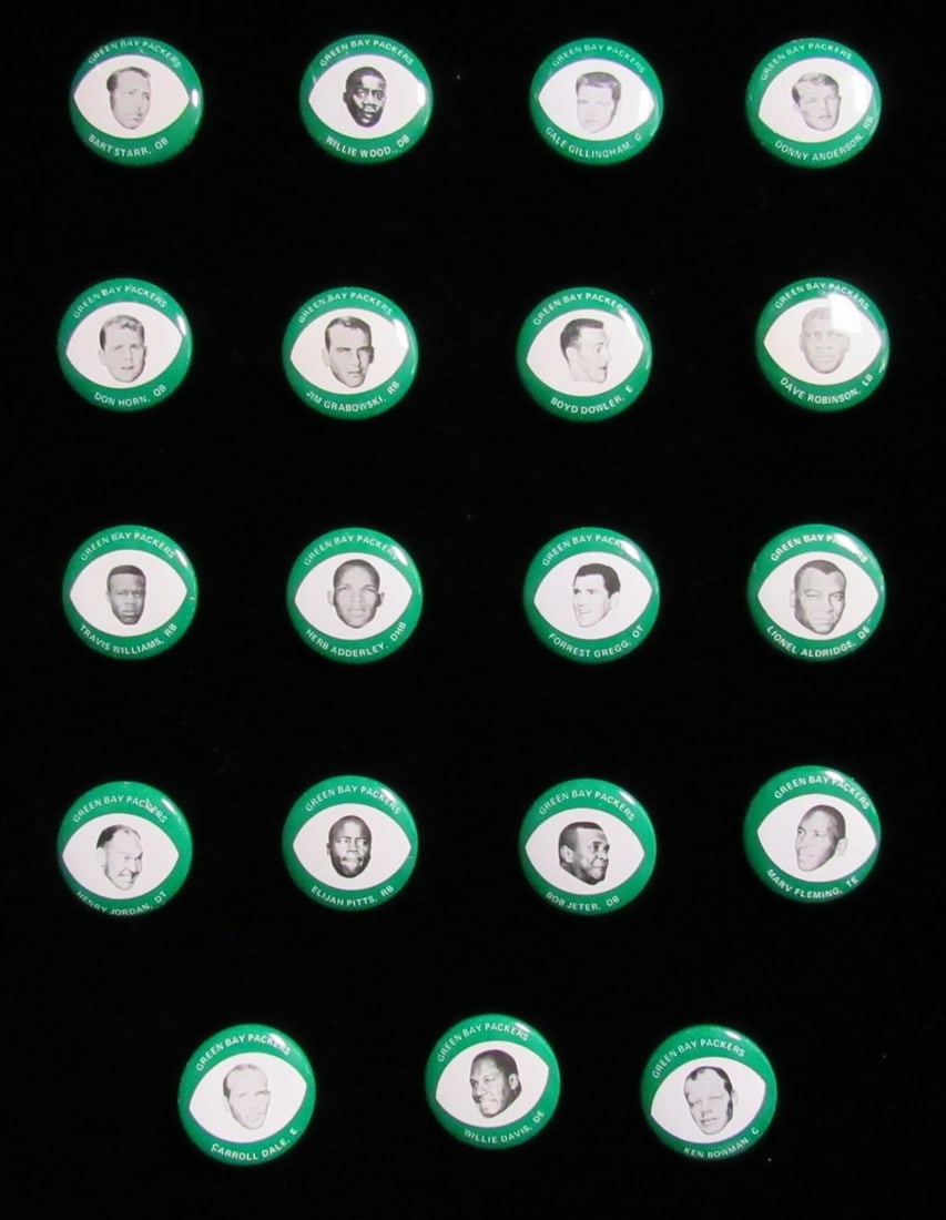 1969 Drenks Packers Pin Set of 19 Vintage NFL Potato Chips Promotion: 1969 Drenks Packers Pin Set of 19 Vintage NFL Potato Chips Promotion This Vintage 1969 Drenks Potato Chips Green Bay Packers Near Complete Pin Set features 19 out of 20 collectible pins, each measurin