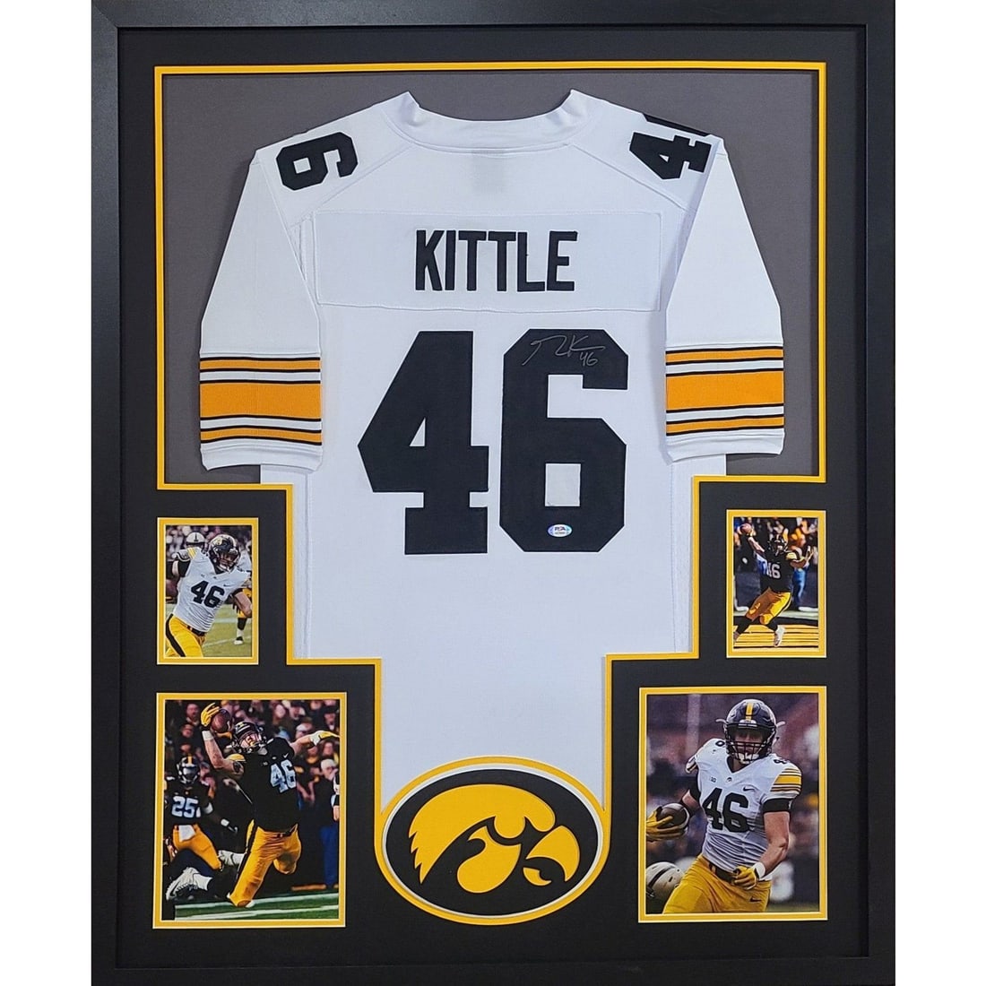 George Kittle Autographed Framed Jersey PSA/DNA Iowa Hawkeyes: George Kittle Autographed Framed Jersey PSA/DNA Iowa Hawkeyes This framed autographed jersey features George Kittle, showcasing his impressive Iowa Hawkeyes legacy. Authenticated by PSA/DNA, a leading