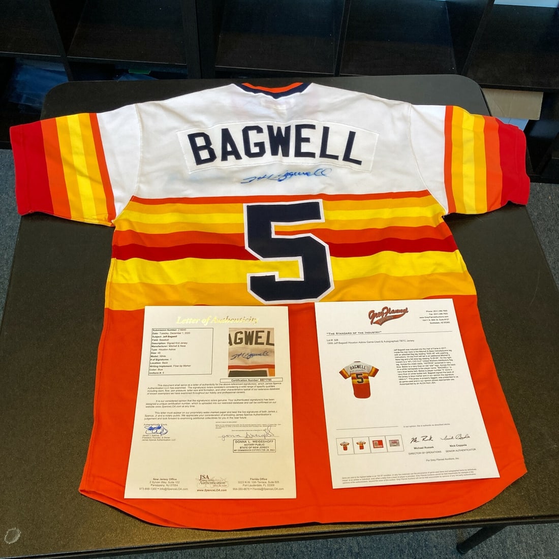 Jeff Bagwell 1999 Houston Astros Signed Game Used Jersey JSA (1 of 9)