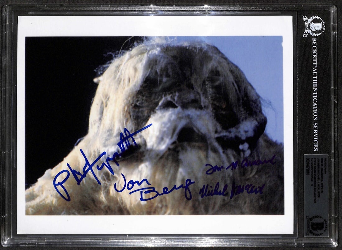 Star Wars ESB Wampa Creators Signed 8x10 Photo Authenticated Beckett 10: Star Wars ESB Wampa Creators Signed 8x10 Photo Authenticated Beckett 10 This stunning 8x10 photograph from Star Wars: The Empire Strikes Back features the iconic Wampa, skillfully signed by its creato