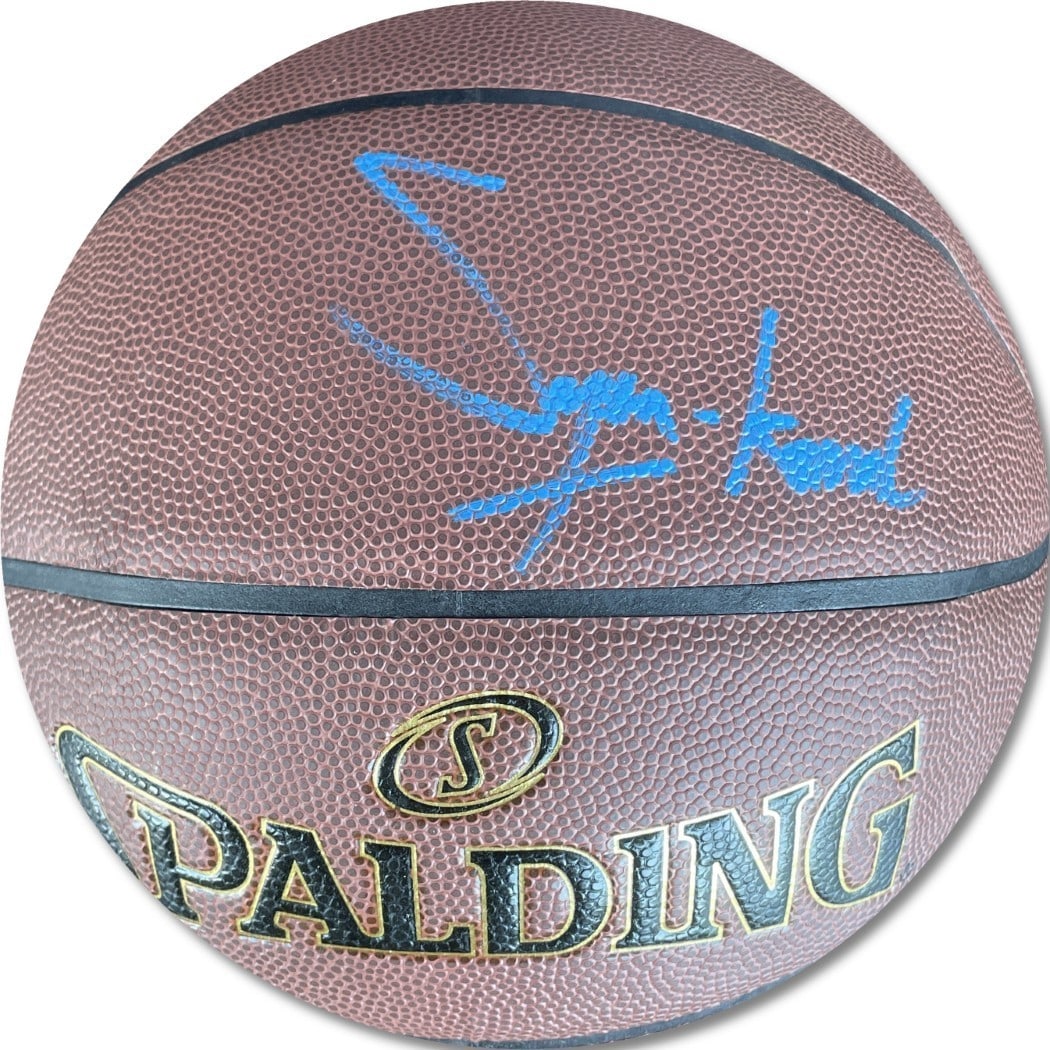 Sinqua Walls Autographed Basketball Beckett Authenticated: Sinqua Walls Autographed Basketball Beckett Authenticated This is an original basketball autographed by Sinqua Walls, known for his roles in 'White Men Can't Jump' and 'The Blackening.' The ball featu