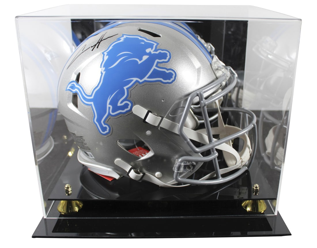 Aidan Hutchinson Signed Detroit Lions Full Size Helmet with Beckett Authentication: Aidan Hutchinson Signed Detroit Lions Full Size Helmet with Beckett Authentication This authentic full-size Speed Proline helmet is personally signed by Aidan Hutchinson of the Detroit Lions. The item