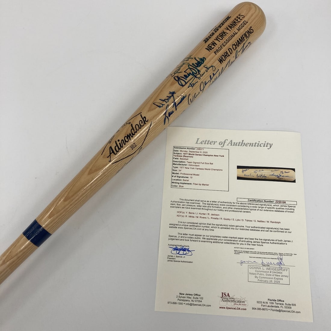 1977 Yankees Signed Bat with 20 Autographs JSA COA (1 of 14)