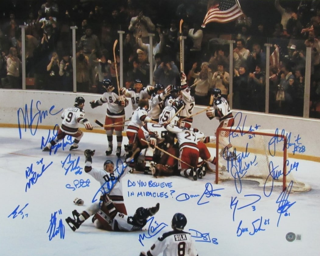 1980 Miracle on Ice Team Signed 16x20 Photo with 18 Signatures Beckett (1 of 4)