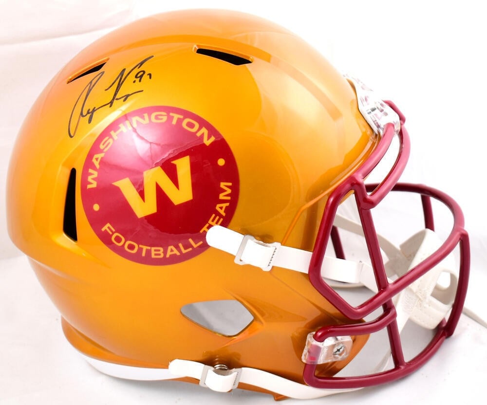 Ryan Kerrigan Autographed Washington Football Team Flash Helmet Beckett Authenticated: Ryan Kerrigan Autographed Washington Football Team Flash Helmet Beckett Authenticated This authentic full-size Flash Speed helmet is signed by Ryan Kerrigan, a notable player of the Washington Footbal