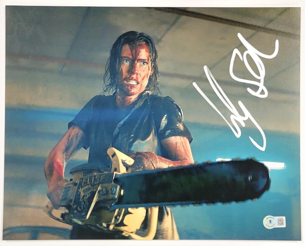 Lily Sullivan Evil Dead Rise 11x14 Signed Photo Beckett Authenticated: Lily Sullivan Evil Dead Rise 11x14 Signed Photo Beckett Authenticated This is an original 11x14 photograph from the movie 'Evil Dead Rise', personally signed by actress Lily Sullivan. The autograph ha