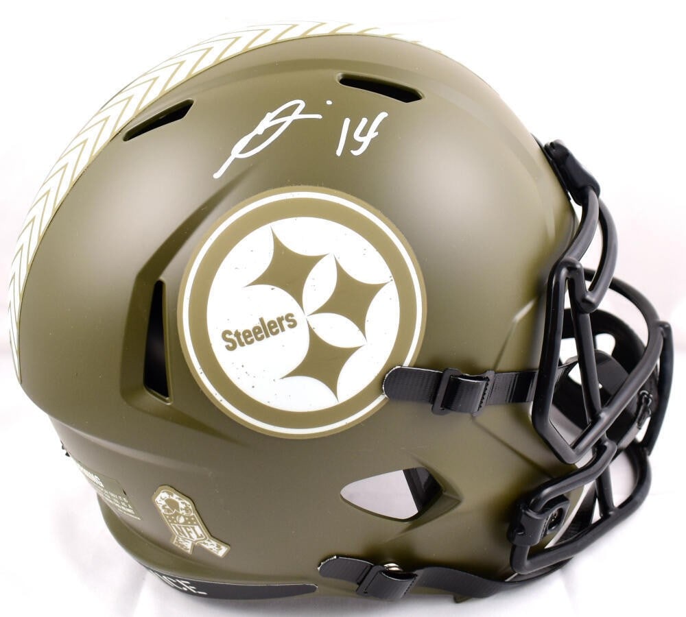 George Pickens Signed Steelers Salute to Service Helmet JSA Authenticated: George Pickens Signed Steelers Salute to Service Helmet JSA Authenticated Celebrate the spirit of the game with this autographed George Pickens full-size Salute to Service Speed helmet. This original
