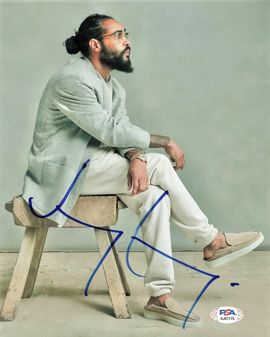JERRY LORENZO Autographed 8x10 Photo PSA/DNA Certified Fashion Designer: JERRY LORENZO Autographed 8x10 Photo PSA/DNA Certified Fashion Designer This listing features a professionally printed 8x10 photograph signed by renowned American fashion and sneaker designer Jerry Lo