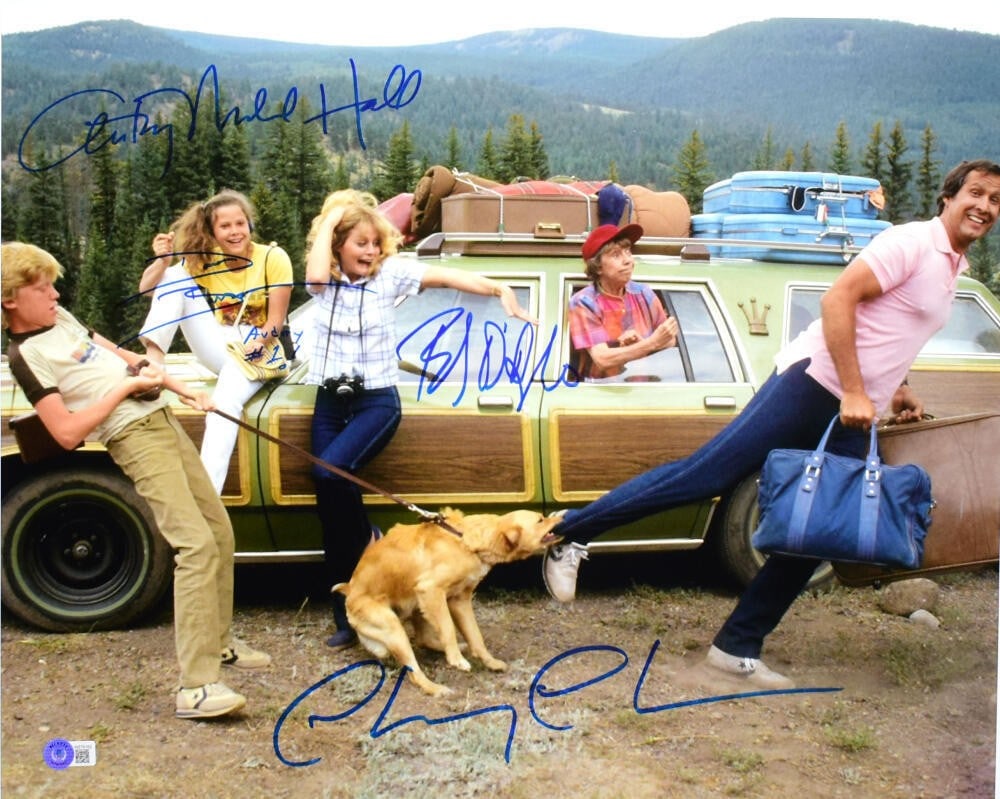 Chevy Chase Anthony M. Hall Barron D'Angelo Signed 16x20 Vacation Photo Beckett (1 of 10)