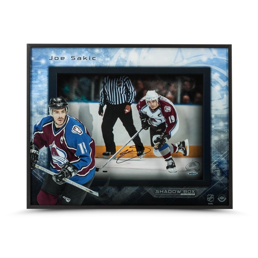 Joe Sakic Autographed 16x20 Photo Shadowbox Colorado Avalanche: Joe Sakic Autographed 16x20 Photo Shadowbox Colorado Avalanche This stunning shadowbox features a Joe Sakic signed autographed 16X20 photo, capturing the essence of the legendary player. A proud membe