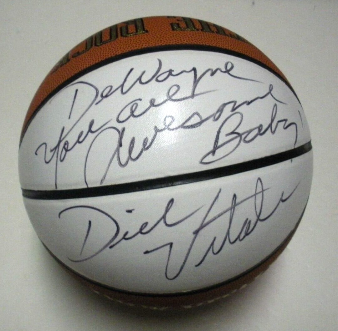 Dick Vitale Signed Basketball with COA HOF 2008 Original: Dick Vitale Signed Basketball with COA HOF 2008 Original This is an original basketball signed by Dick Vitale, the renowned ESPN and NCAA announcer, who was inducted into the Hall of Fame in 2008. The