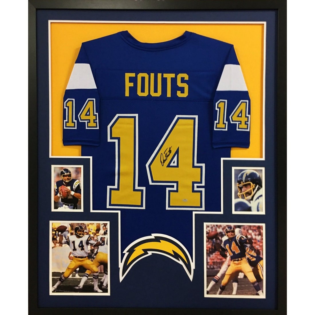 Dan Fouts Signed Jersey Framed with Schwartz COA San Diego Chargers: Dan Fouts Signed Jersey Framed with Schwartz COA San Diego Chargers This is an autographed Dan Fouts framed jersey, showcasing the iconic San Diego Chargers logo. Authenticated by Schwartz, a top-tier