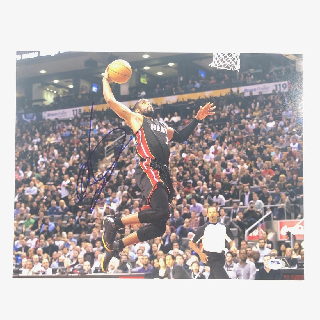 Dwyane Wade Autographed 11x14 Photo PSA/DNA Miami Heat: Dwyane Wade Autographed 11x14 Photo PSA/DNA Miami Heat This is an original 11x14 photograph of Dwyane Wade, a legendary player for the Miami Heat, showcasing his dynamic presence in the NBA. The photo
