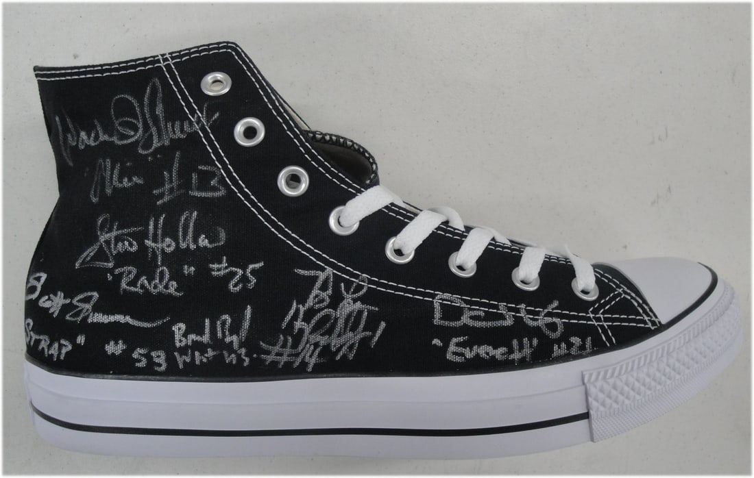Hoosiers Cast Autographed Converse Shoe Gene Hackman Online Authentics: Hoosiers Cast Autographed Converse Shoe Gene Hackman Online Authentics This unique collectible features a Converse shoe autographed by the legendary actor Gene Hackman along with members of the cast f