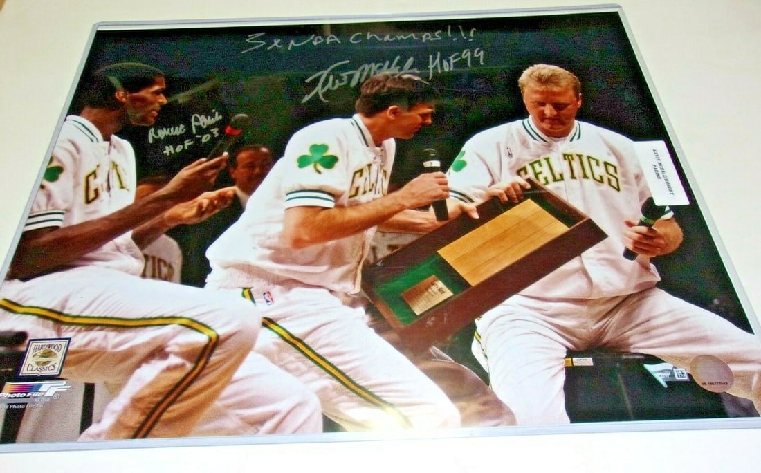 Kevin McHale Robert Parish Signed 16x20 Photo COA Holo: Kevin McHale Robert Parish Signed 16x20 Photo COA Holo This is an original 16x20 photograph featuring basketball legends Kevin McHale and Robert Parish, both Hall of Fame inductees. The photo is autog