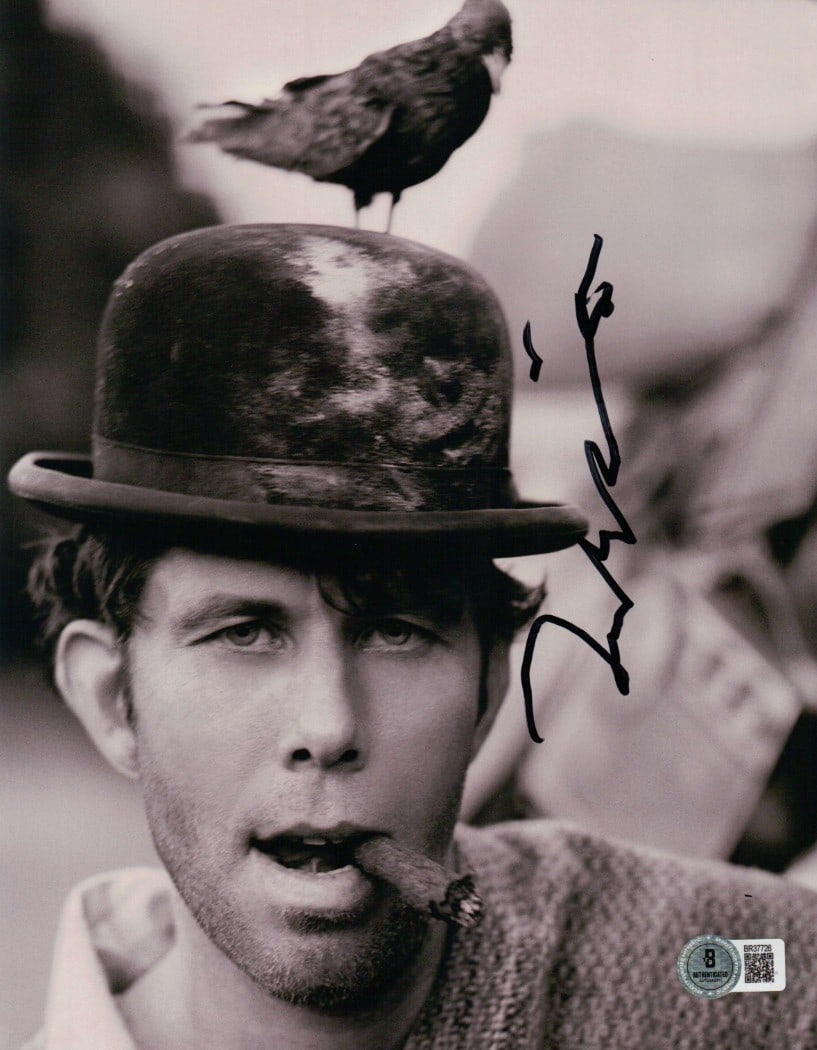 Tom Waits Autographed 8x10 Photo Certified by Beckett: Tom Waits Autographed 8x10 Photo Certified by Beckett This is an authentic 8x10 photograph of singer-songwriter Tom Waits, featuring his signature. The autograph has been verified by Beckett Authentic