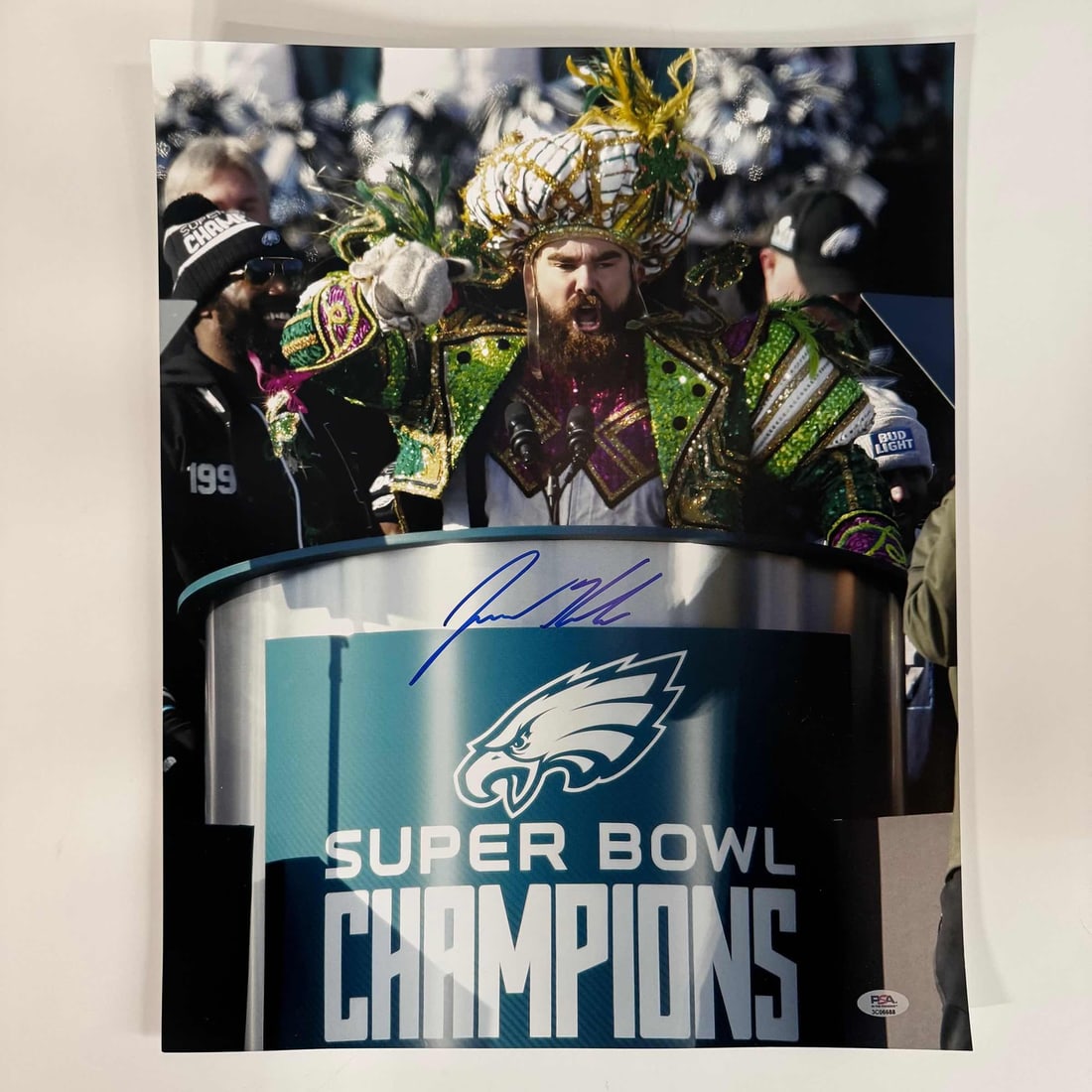 Signed Jason Kelce Super Bowl LII Parade Speech 16x20 Photo JSA Authenticated: Signed Jason Kelce Super Bowl LII Parade Speech 16x20 Photo JSA Authenticated Celebrate a moment in sports history with this autographed 16x20 photo of Jason Kelce delivering his Super Bowl LII Parade