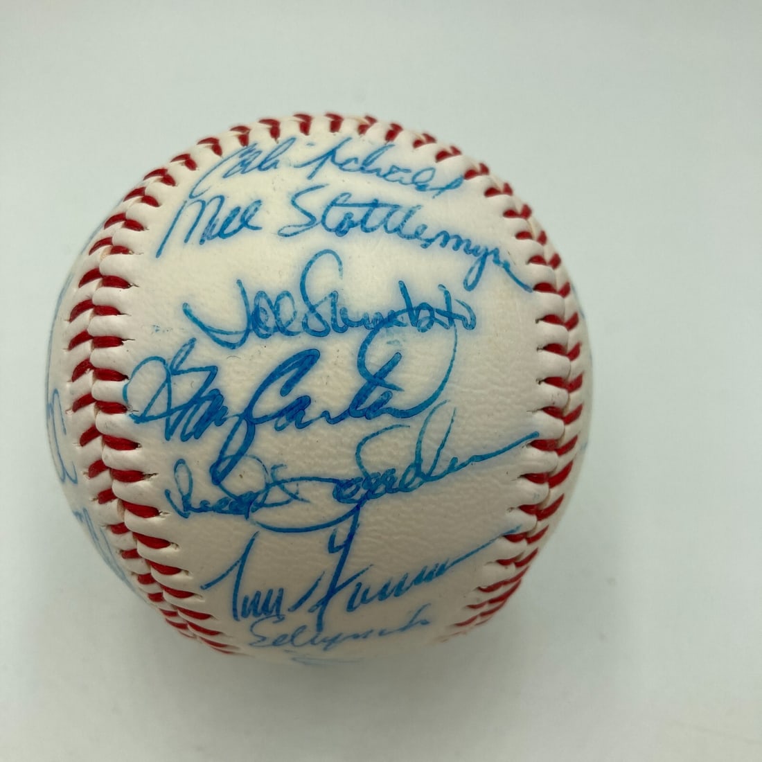 1985-86 New York Mets Team Signed Baseball 28 Signatures Including Gary Carter (1 of 9)