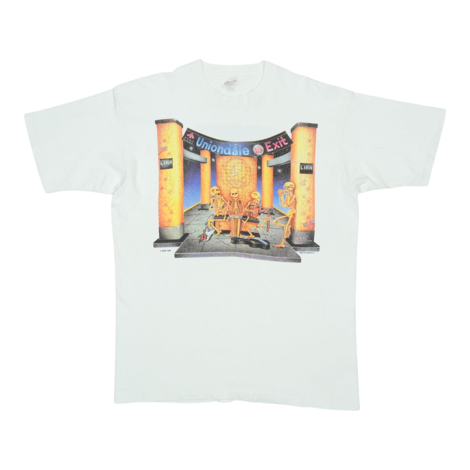 Vintage 1994 Grateful Dead Uniondale Concert White Cotton T-Shirt Large: Vintage 1994 Grateful Dead Uniondale Concert White Cotton T-Shirt Large This is an original vintage 1994 Grateful Dead Uniondale Concert Shirt, not a modern reproduction. The shirt features graphics o