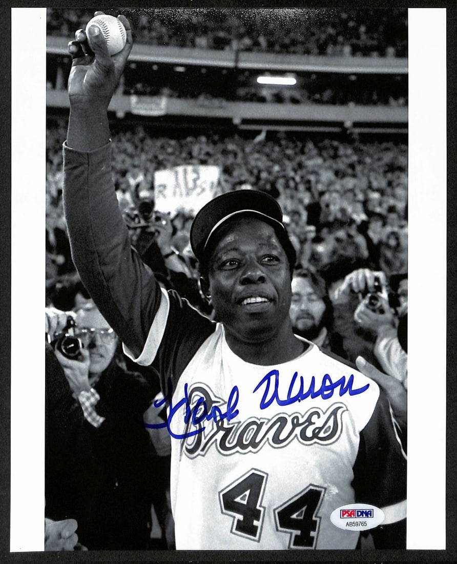 Hank Aaron Signed 8x10 Photo #715 Home Run Braves BAS Authenticated: Hank Aaron Signed 8x10 Photo #715 Home Run Braves BAS Authenticated Celebrate baseball history with this original, autographed 8x10 black and white photo of Hank Aaron, showcasing his iconic #715 home