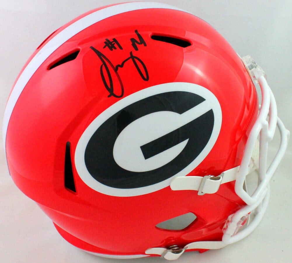 Sony Michel Signed Georgia Bulldogs Speed Helmet Beckett Authenticated: Sony Michel Signed Georgia Bulldogs Speed Helmet Beckett Authenticated This is an original Georgia Bulldogs Speed Full Size Helmet autographed by Sony Michel. The helmet showcases the team colors and