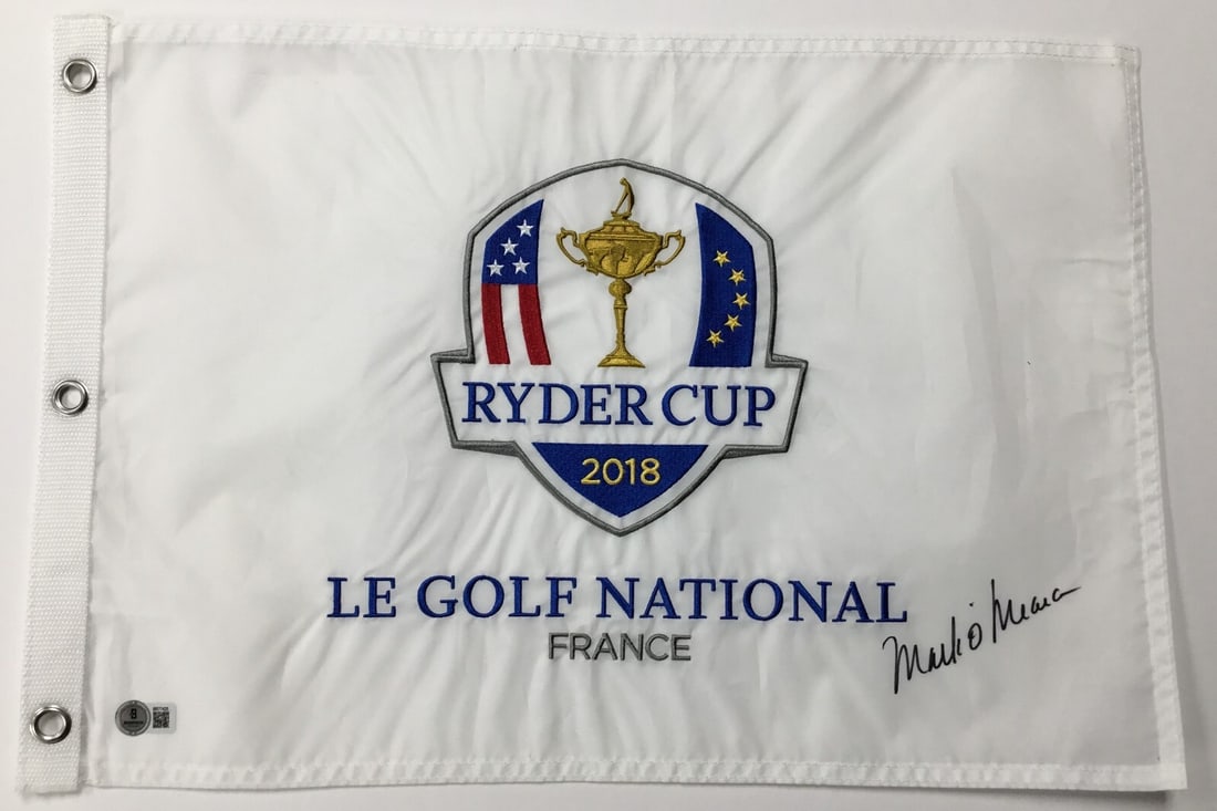 Mark O'Meara Signed 2018 Ryder Cup Pin Flag Beckett Authenticated: Mark O'Meara Signed 2018 Ryder Cup Pin Flag Beckett Authenticated Celebrate the thrilling 2018 Ryder Cup with this authentic pin flag, signed by PGA star Mark O'Meara. The flag captures the spirit of