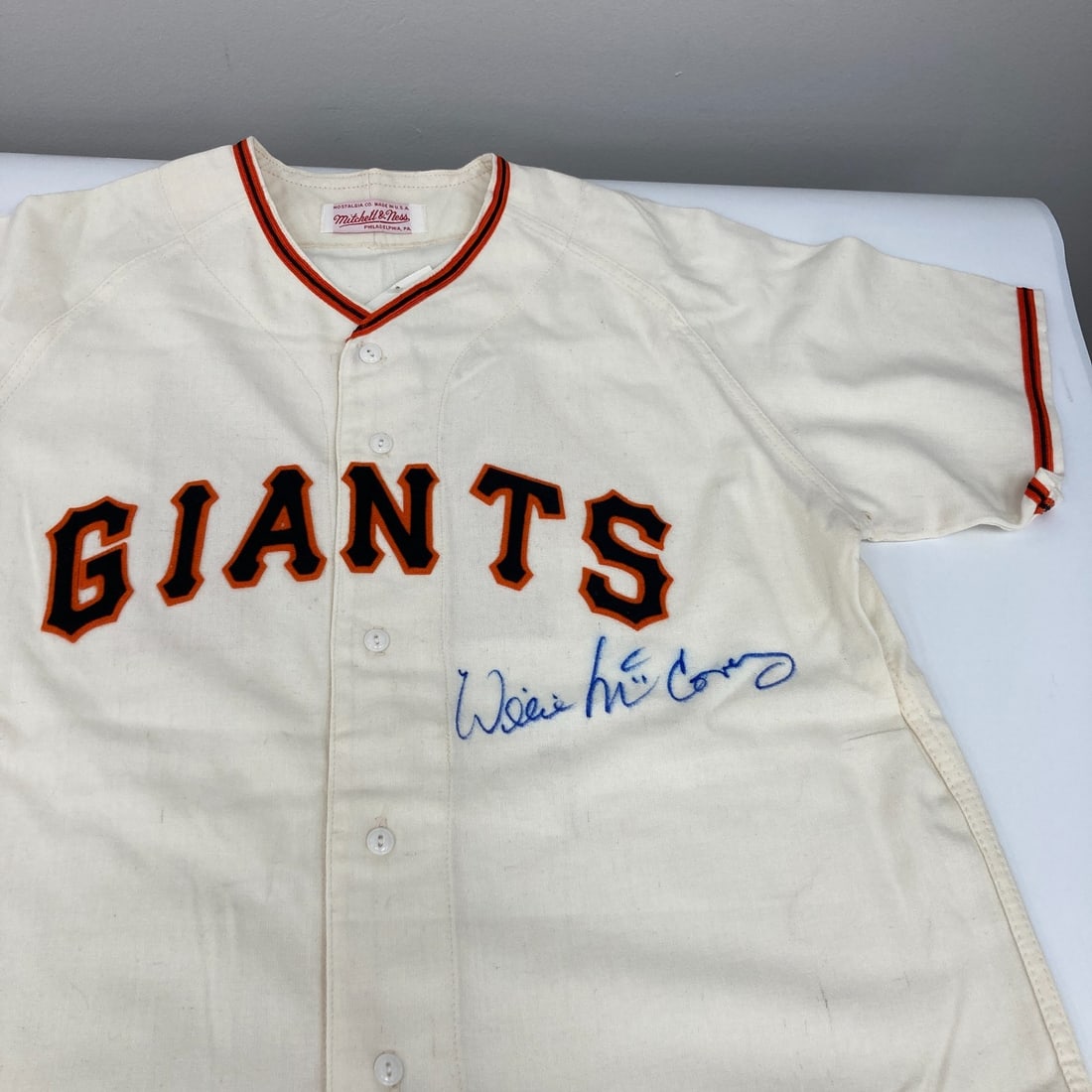 Willie McCovey Signed San Francisco Giants Jersey with JSA Authentication: Willie McCovey Signed San Francisco Giants Jersey with JSA Authentication Celebrate the legacy of baseball legend Willie McCovey with this original San Francisco Giants Mitchell & Ness jersey. This je