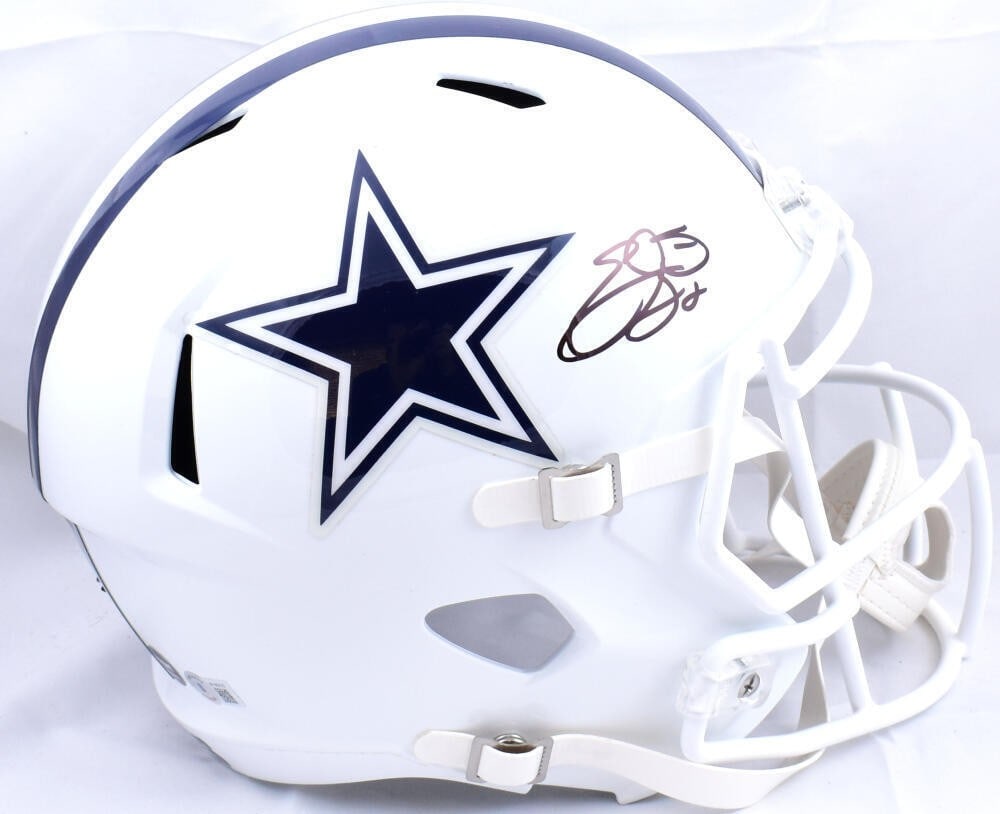 Emmitt Smith Autographed Dallas Cowboys Full Size Helmet Beckett Certified: Emmitt Smith Autographed Dallas Cowboys Full Size Helmet Beckett Certified This is an original Dallas Cowboys full-size speed helmet autographed by legendary player Emmitt Smith. The helmet features a