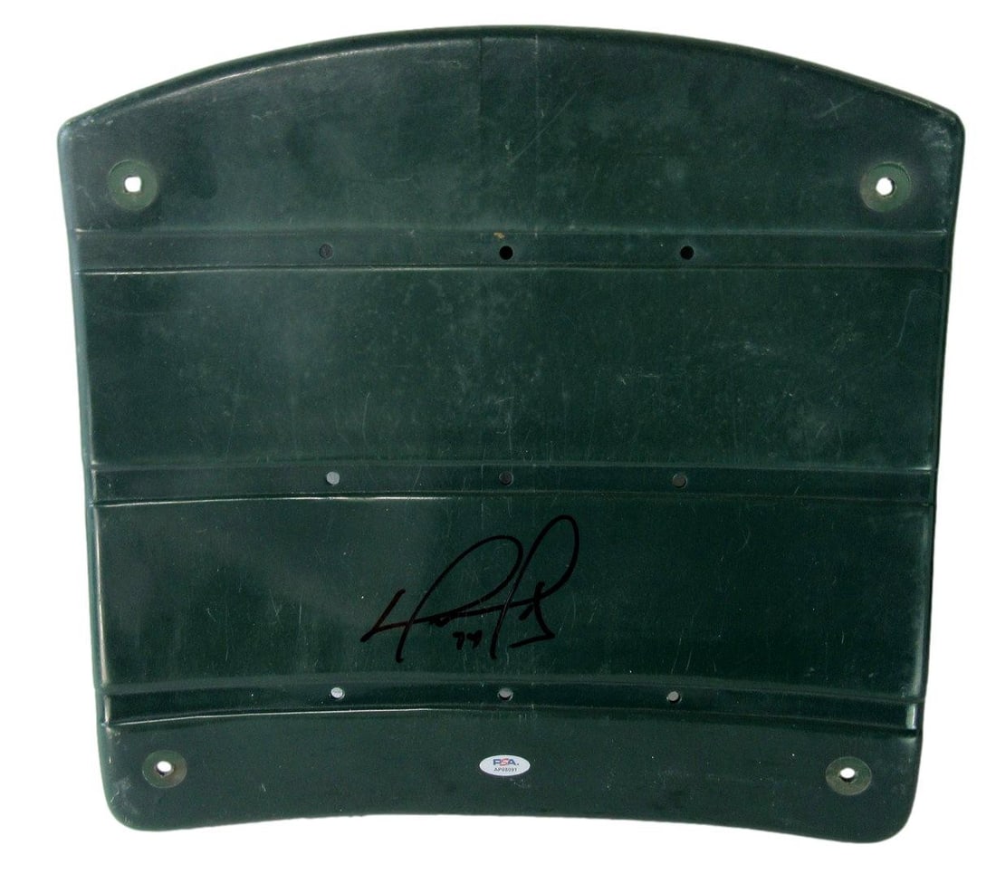 Boston Red Sox Fenway Park Seat Back Signed by David Ortiz with PSA/DNA Authentication: Boston Red Sox Fenway Park Seat Back Signed by David Ortiz with PSA/DNA Authentication This is a pre-owned Boston Red Sox Fenway Park green seat back, personally signed by Hall of Famer David Ortiz. T