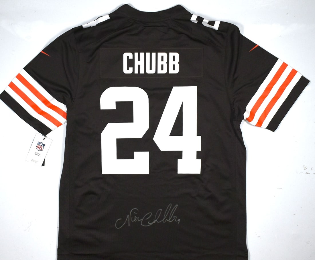 Nick Chubb Signed Cleveland Browns Nike Game Jersey Beckett Hologram: Nick Chubb Signed Cleveland Browns Nike Game Jersey Beckett Hologram Celebrate your fandom with this authentic Nick Chubb signed Cleveland Browns Game Jersey. This pre-owned jersey showcases the talen
