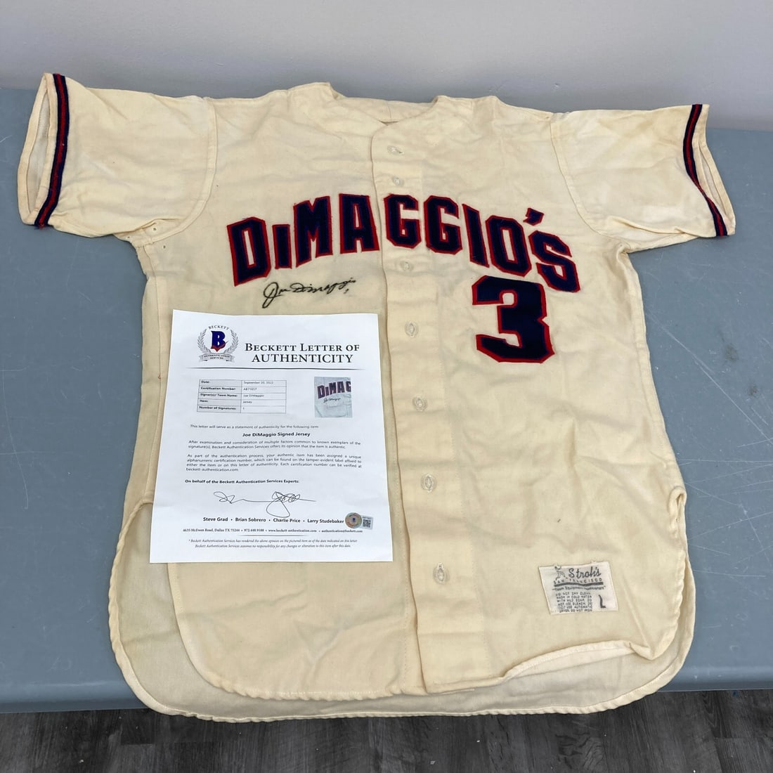 Joe DiMaggio 1950's Autographed Baseball Jersey with Beckett COA: Joe DiMaggio 1950's Autographed Baseball Jersey with Beckett COA This authentic 1950's baseball jersey, signed by legendary player Joe DiMaggio, is a must-have for any sports memorabilia collector. Th