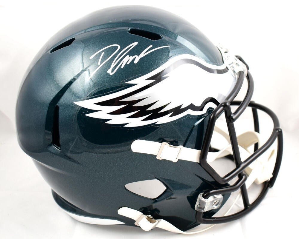D'Andre Swift Signed Philadelphia Eagles Speed Helmet Beckett Authenticated: D'Andre Swift Signed Philadelphia Eagles Speed Helmet Beckett Authenticated This is an original D'Andre Swift autographed full-size speed helmet, representing the Philadelphia Eagles. The authentic si
