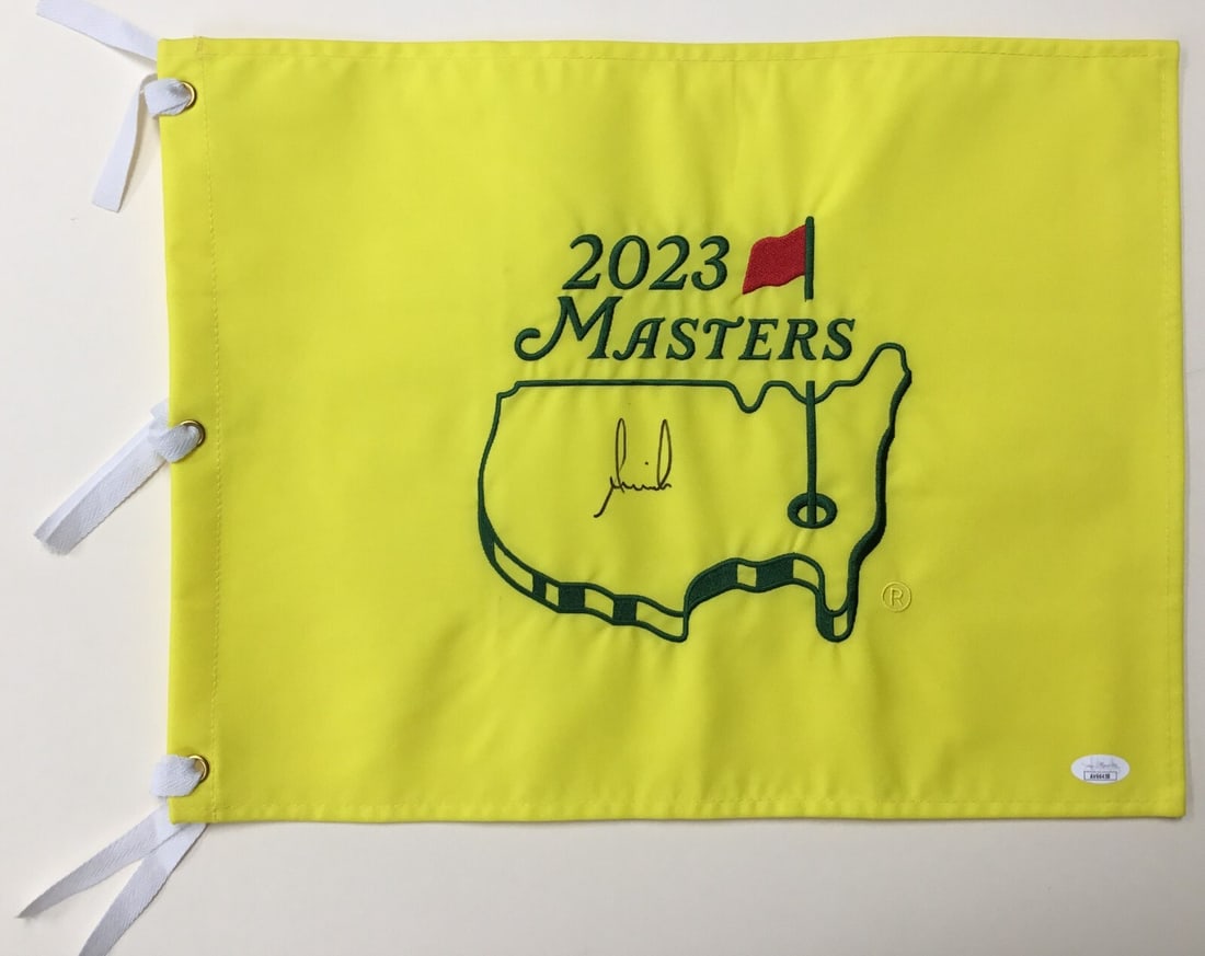 Annika Sorenstam 2023 Masters Signed Flag JSA Authenticated: Annika Sorenstam 2023 Masters Signed Flag JSA Authenticated Celebrate a moment in golf history with this official 2023 Masters pin flag, beautifully signed by the legendary Annika Sorenstam. This auth