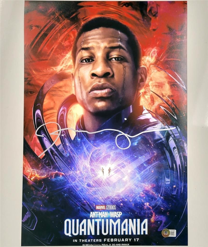 Jonathan Majors Autographed Kang Photo 12x18 Ant-Man Beckett Authenticated: Jonathan Majors Autographed Kang Photo 12x18 Ant-Man Beckett Authenticated This striking 12x18 photograph features Jonathan Majors as Kang from the movie "Ant-Man and the Wasp: Quantumania." Authentic