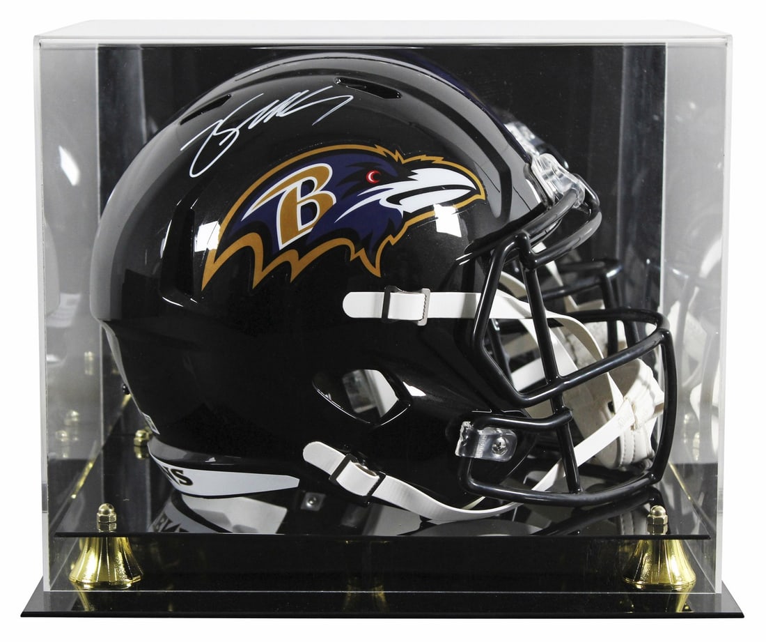 Zay Flowers Signed Ravens Full Size Speed Helmet with Beckett Authentication: Zay Flowers Signed Ravens Full Size Speed Helmet with Beckett Authentication This authentic Riddell Full Size Speed Replica Helmet has been personally signed by Zay Flowers of the Baltimore Ravens. Th