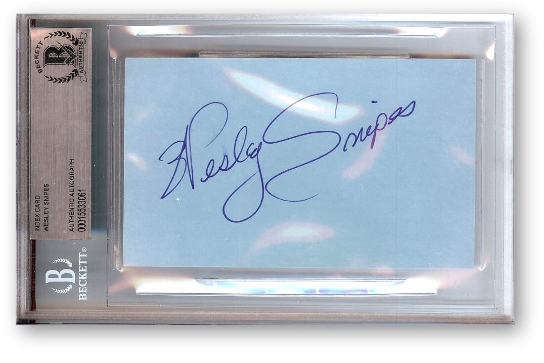 Wesley Snipes Autographed Index Card Expendables Blade Beckett Authenticated: Wesley Snipes Autographed Index Card Expendables Blade Beckett Authenticated This is an original autographed index card signed by Wesley Snipes, featuring his signature authenticated by Beckett Authen