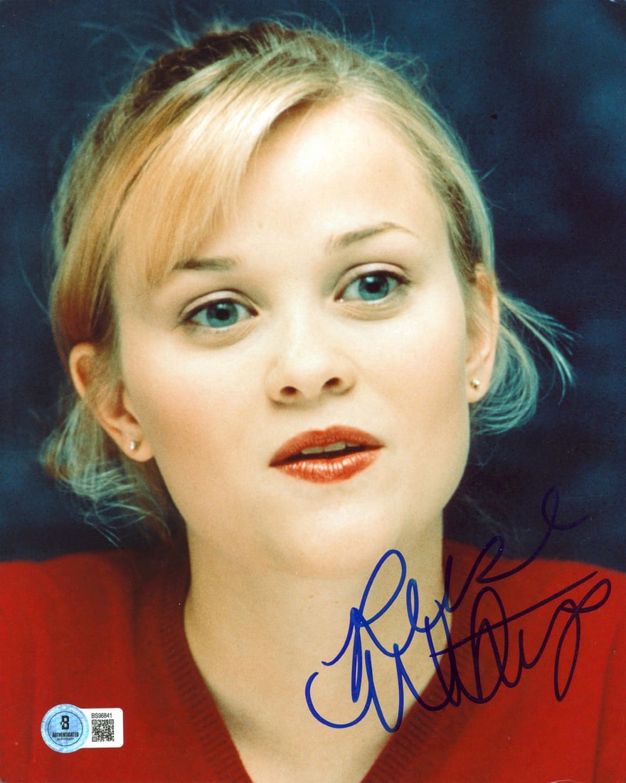 Reese Witherspoon Legally Blonde Signed 8x10 Photo BAS Authenticated: Reese Witherspoon Legally Blonde Signed 8x10 Photo BAS Authenticated This authentic 8x10 photograph features a stunning image of Reese Witherspoon from the iconic film "Legally Blonde," personally sig