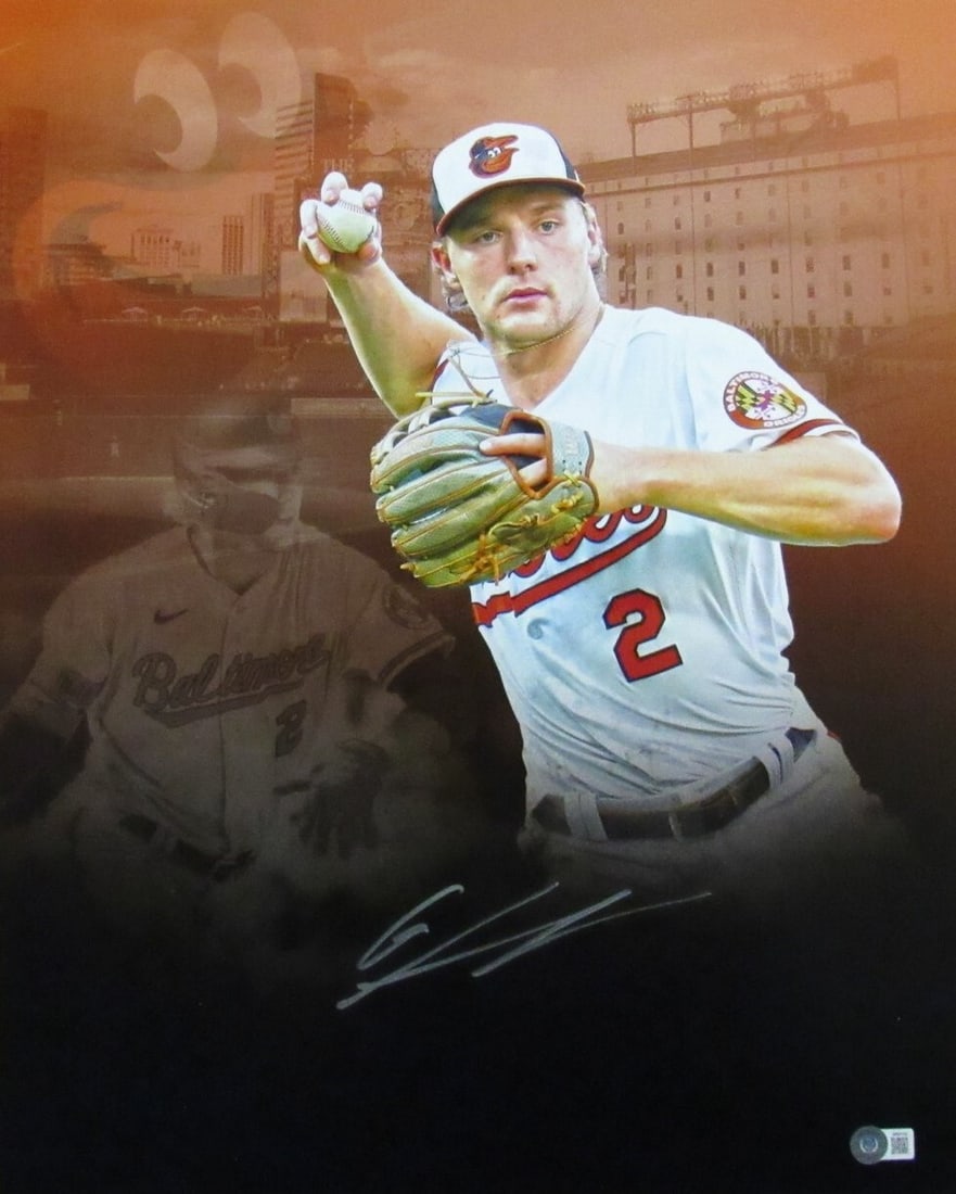 Gunnar Henderson Autographed 16x20 Photo Baltimore Orioles Beckett Certified: Gunnar Henderson Autographed 16x20 Photo Baltimore Orioles Beckett Certified This is an original autographed 16x20 photo of Gunnar Henderson, a rising star of the Baltimore Orioles in Major League Bas