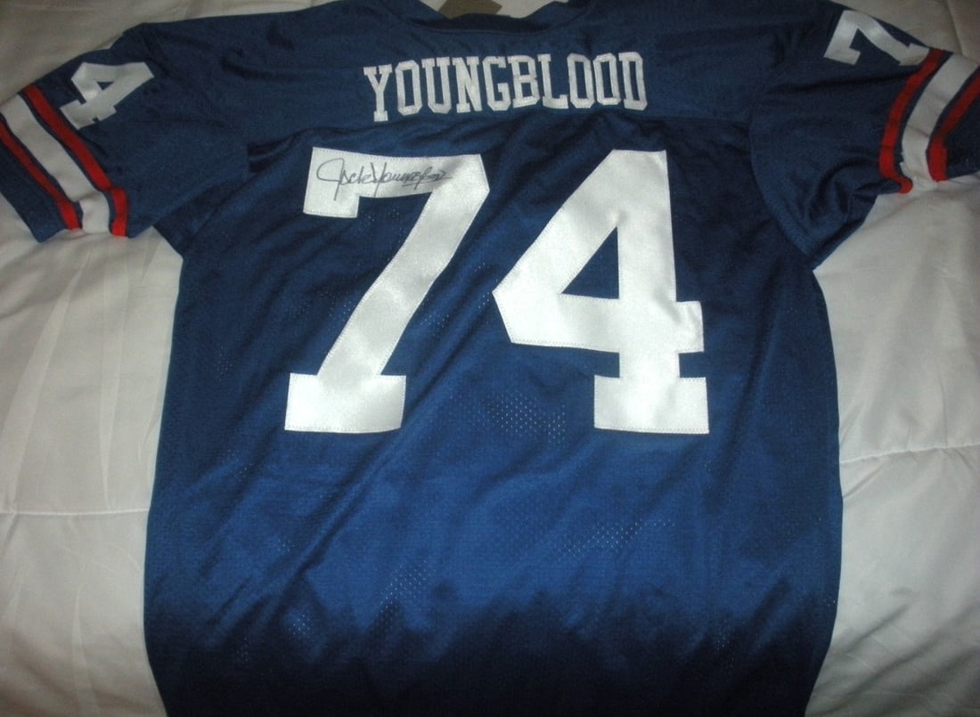 Jack Youngblood Florida Gators Signed Reebok Jersey with COA: Jack Youngblood Florida Gators Signed Reebok Jersey with COA This is an officially licensed Reebok jersey, signed by JACK YOUNGBLOOD, showcasing his association with the Florida Gators. Ideal for coll