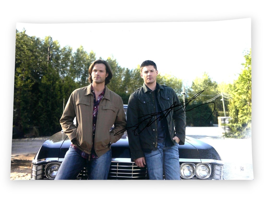 12x18 Supernatural Dean Photograph Signed by Jensen Ackles JSA Authenticated: 12x18 Supernatural Dean Photograph Signed by Jensen Ackles JSA Authenticated This is a pre-owned 12x18 photograph from the television series Supernatural, personally signed by Jensen Ackles, who playe