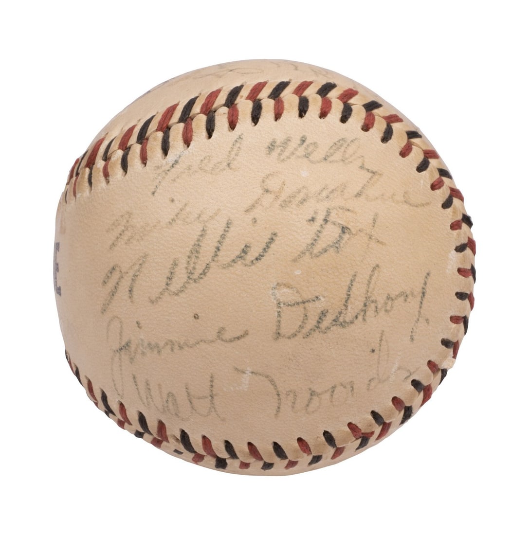 1948 Lincoln Athletics Team Signed Baseball PSA DNA COA 21 Autographs: 1948 Lincoln Athletics Team Signed Baseball PSA DNA COA 21 Autographs This is a rare 1948 Lincoln Athletics team-signed baseball featuring notable autographs including Hall of Famer Nellie Fox and 195