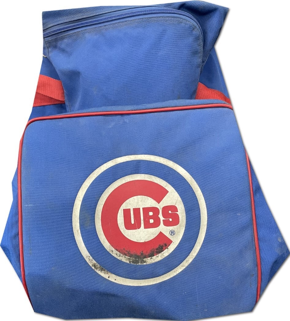 Chicago Cubs Used Equipment Bag 13x26x14 Sandy Koufax: Chicago Cubs Used Equipment Bag 13x26x14 Sandy Koufax This Chicago Cubs Official Used Team Equipment Helmet/Glove Bag is perfect for any fan or collector. Featuring the iconic Chicago Cubs branding, t