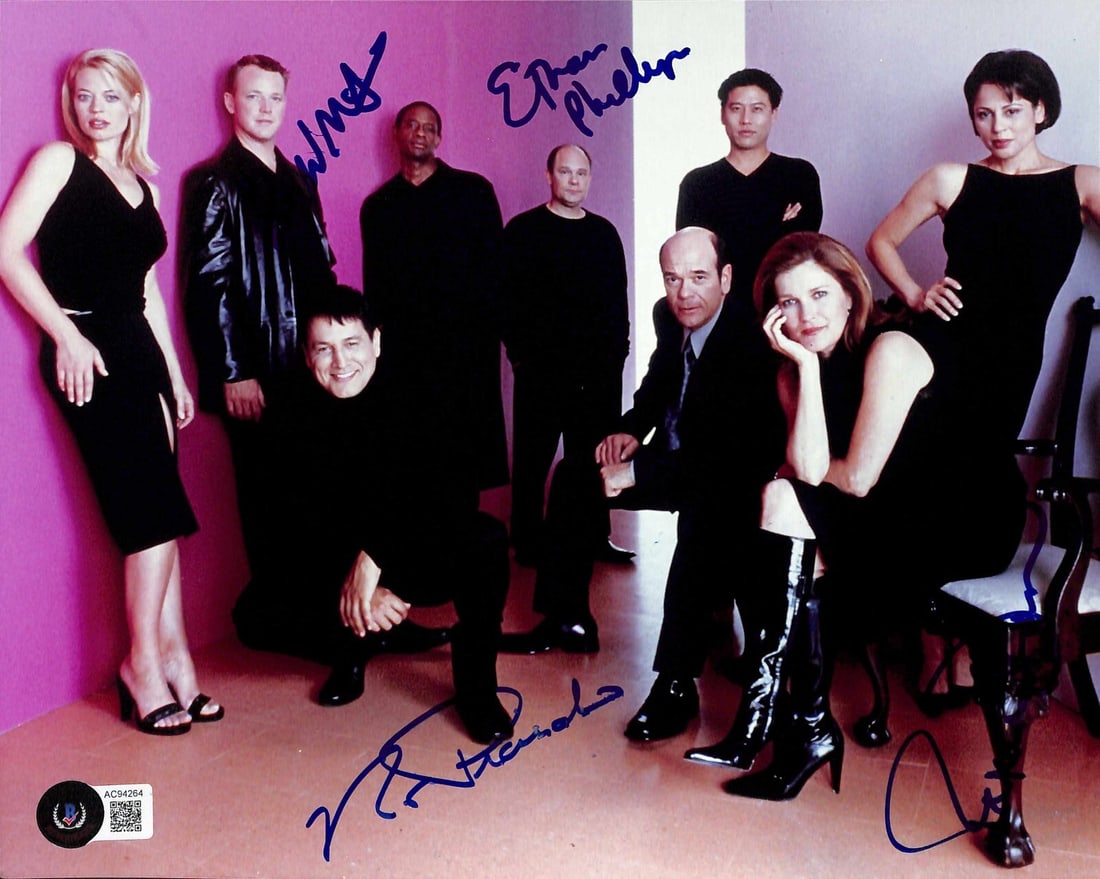 Star Trek Voyager Signed 8x10 Photo by Cast with Beckett LOA: Star Trek Voyager Signed 8x10 Photo by Cast with Beckett LOA This autographed 8x10 photograph features the cast of the iconic TV series Star Trek Voyager. Each signature is penned in blue permanent ma
