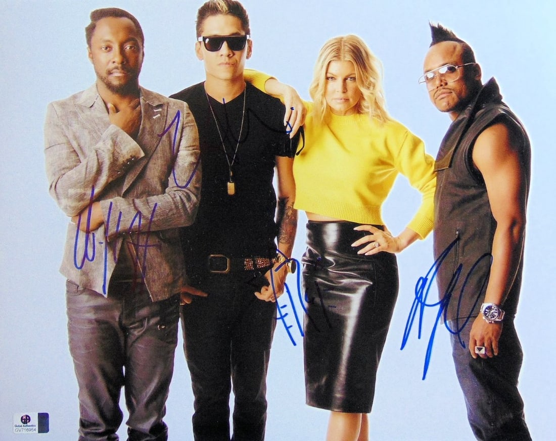 Black Eyed Peas Signed 11X14 Photo Fergie Will.i.Am Apl.de.ap Taboo: Black Eyed Peas Signed 11X14 Photo Fergie Will.i.Am Apl.de.ap Taboo This is an original autographed 11x14 photograph featuring the Black Eyed Peas band members, including Fergie, Will.i.am, Apl.de.ap,